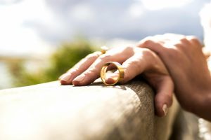 What Happens to Restricted Stock Units in Divorce?